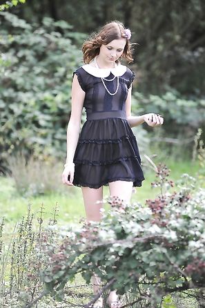 Chloe Smith girlfolio