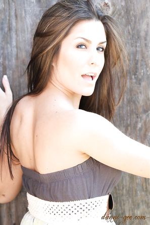 Danni Gee